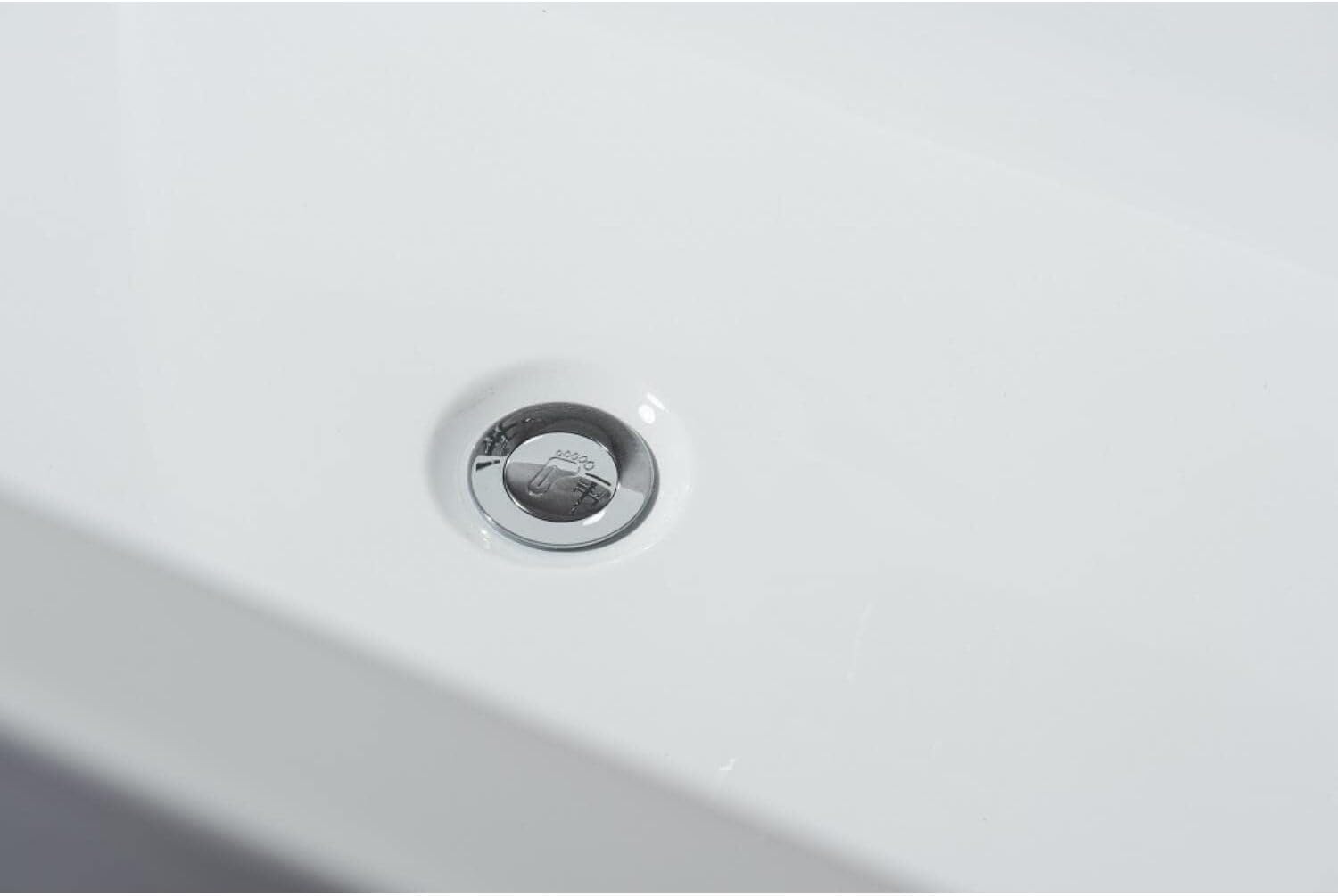 HomeStock Lure 67 in White Freestanding Acrylic Flatbottom Soaking Bathtub with Chrome Hardware