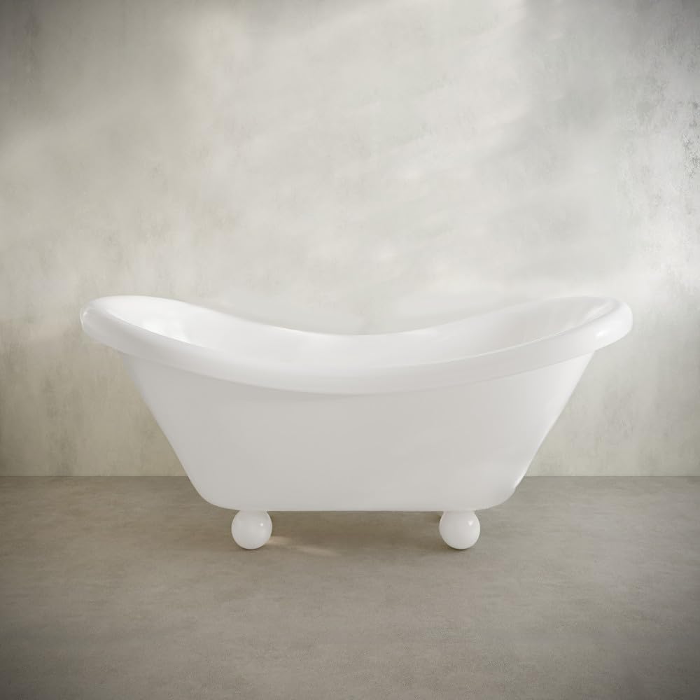 Swiss Madison Plaisir II 67' Freestanding Bathtub with Round Feet in Glossy White