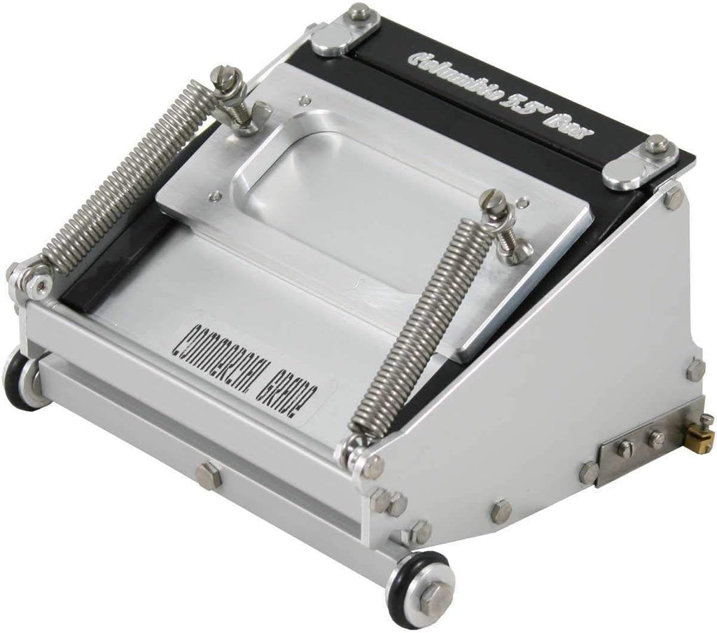 Columbia 5.5-Inch Drywall Flat Box for Tight Areas, Spotting, Corner Finishing