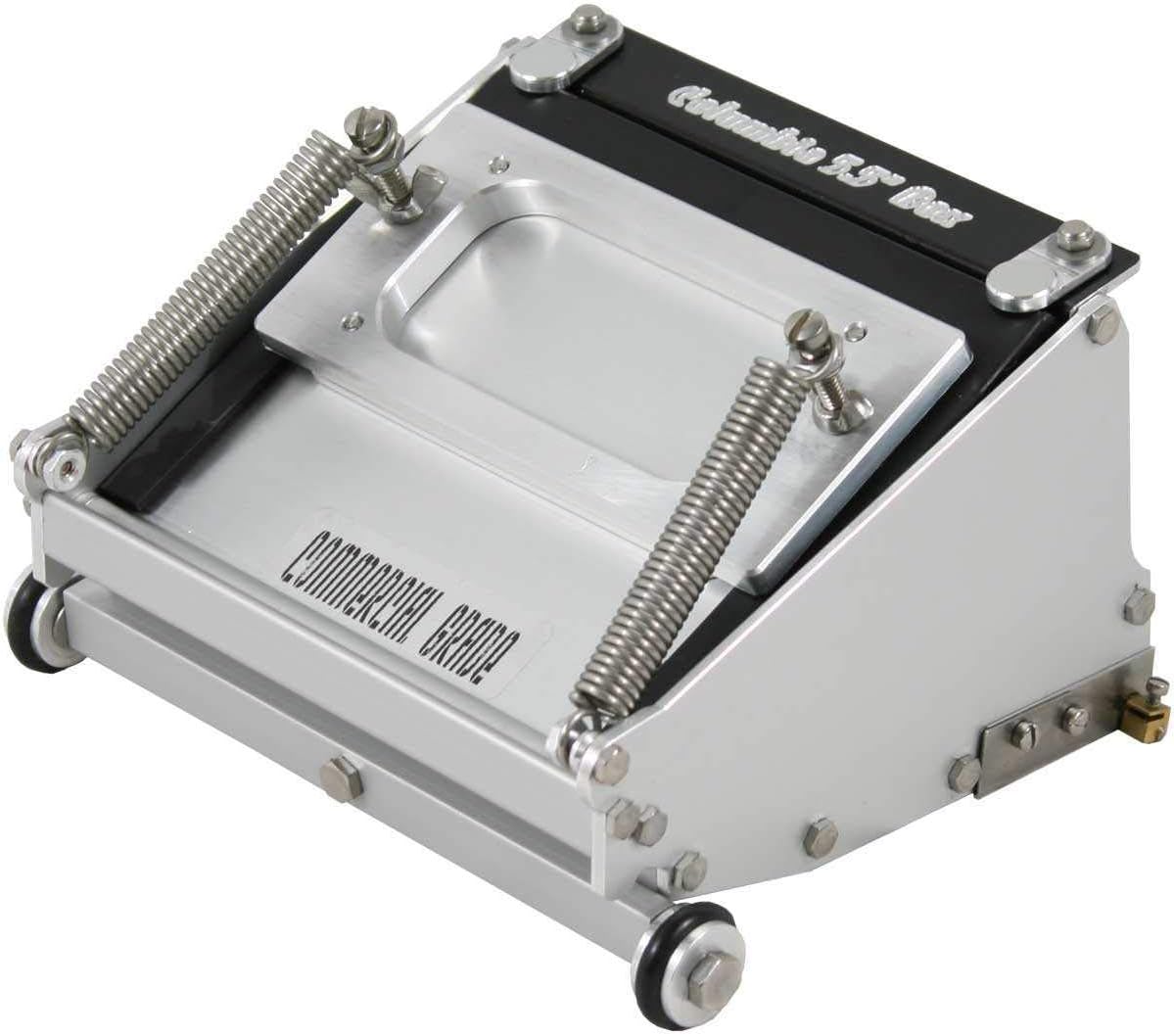 Columbia 5.5-Inch Drywall Flat Box for Tight Areas, Spotting, Corner Finishing