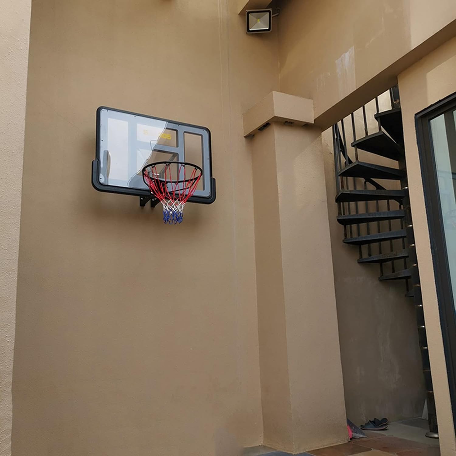 Basketball Hoop Portable Mini Basketball Hoop, Indoor and Outdoor Wall-Mounted Basketball Training Stands for Children and Adults, Removable Fixed Bracket, Easy to Install