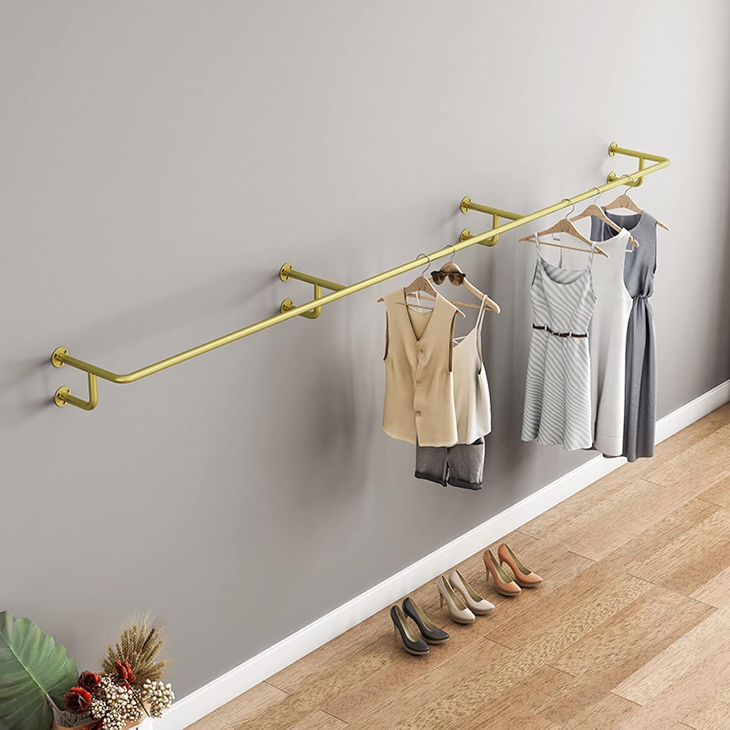Creative Display Garment Racks in Boutique Clothing Stores,Wall Mounted Modern Retail Garment Racks,Commercial Metal Hanging Garment Racks (250cm