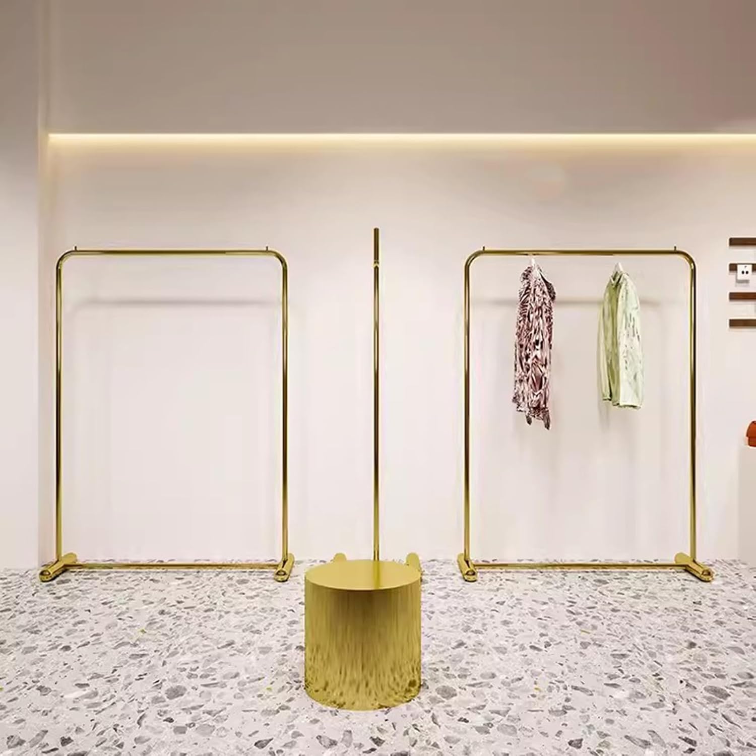 Heavy Duty Coat Rack, Garment rack Gold Stainless Steel Clothes Rail On Wheels, Commercial Clothing Rack For Hanging Clothes, Portable Single Rod Coat Rack For Bedrooms And Boutiques ( 100X40X150CM)