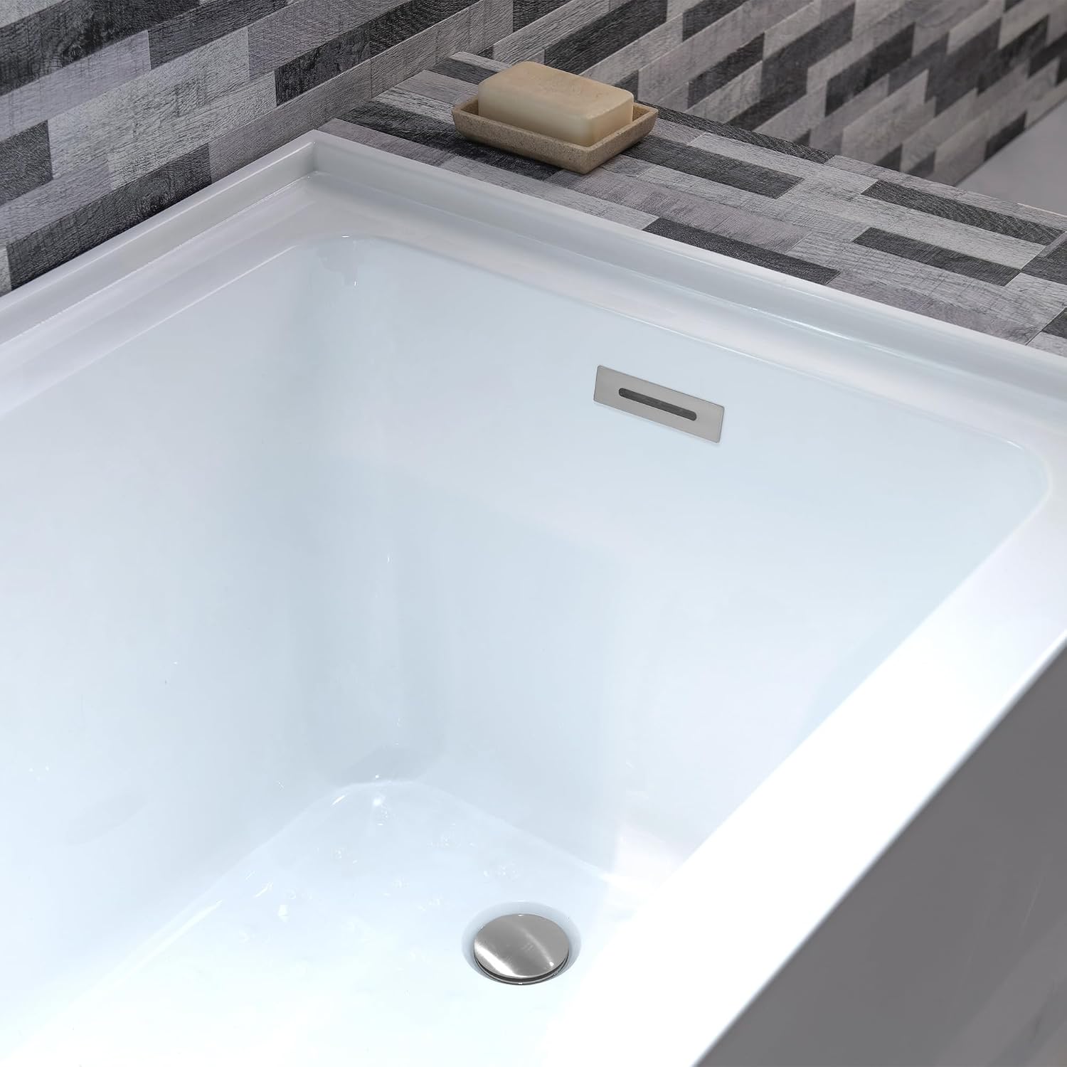 WOODBRIDGE 60' Acrylic Rectangular Alcove Soaking Bathtub in White with Right Drain, Chrome Pop-Up Drain Included BA6030R