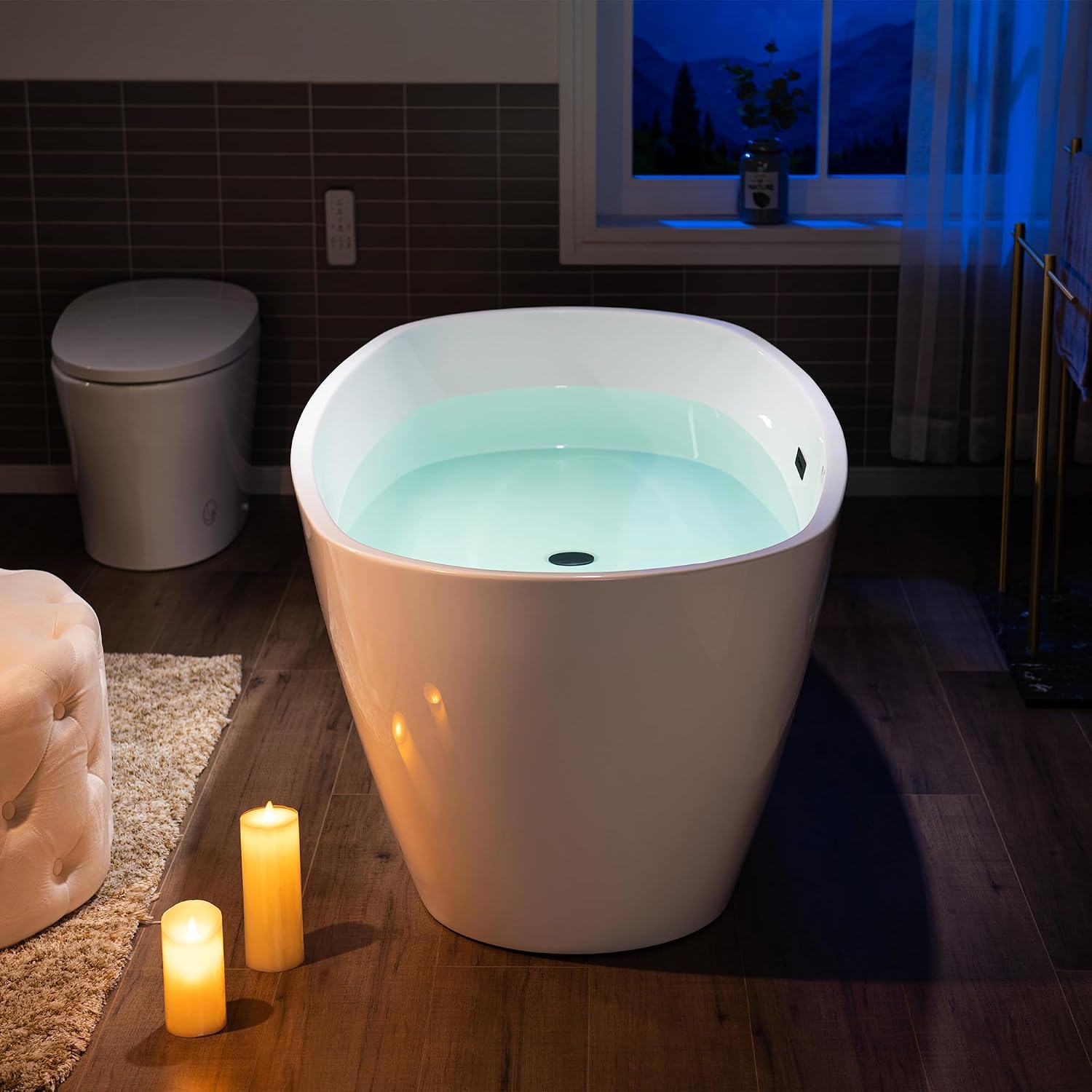 WOODBRIDGE 71' Acrylic Freestanding Bathtub Contemporary Soaking Tub, White Acrylic,Matte Black Drain/Overflow