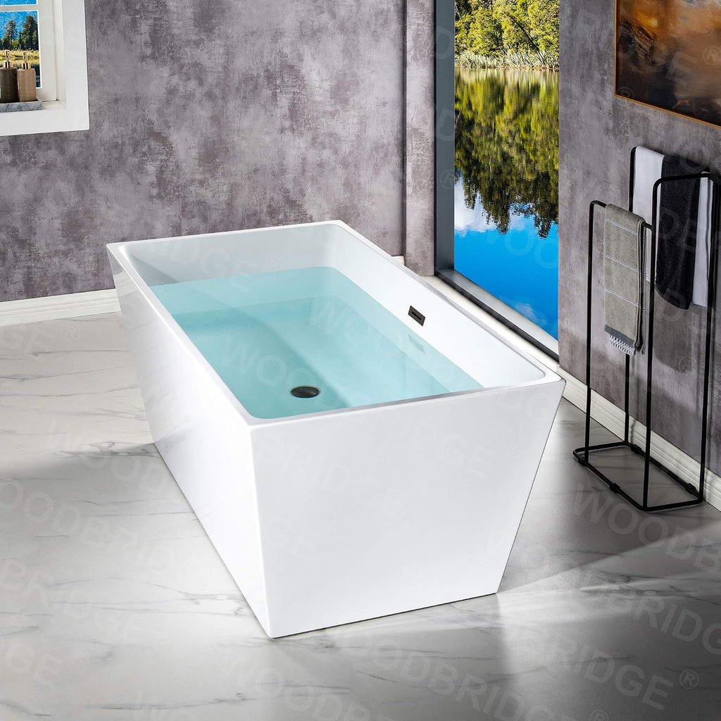 WOODBRIDGE 59' Acrylic Freestanding Bathtub Contemporary Soaking White Tub with Matte Black Overflow and Drain，BTA1412-MB-Drain&O