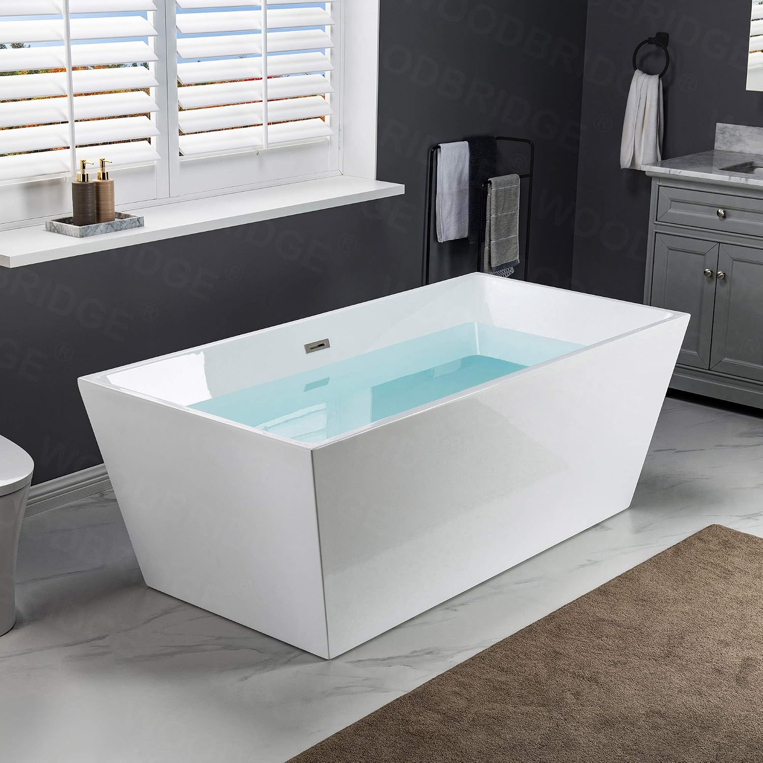 WOODBRIDGE 67' Acrylic Freestanding Bathtub Contemporary Soaking White Tub with Brushed Nickel Overflow and Drain，BTA1512-B/N-Drain&O