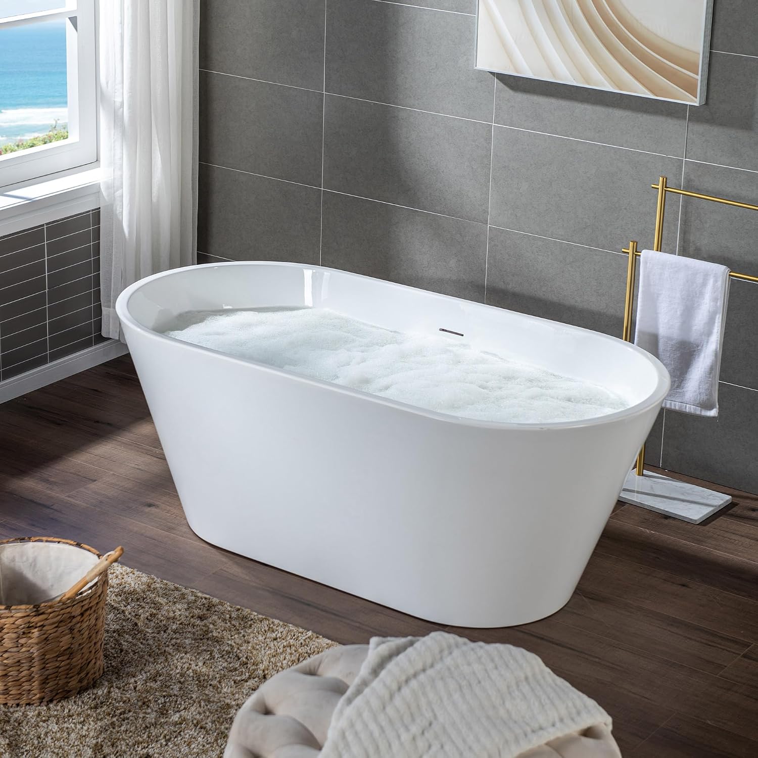 WOODBRIDGE 59 X 29.5 X 22.8' freestanding soaking bathtub with matte black drain included, White WE009