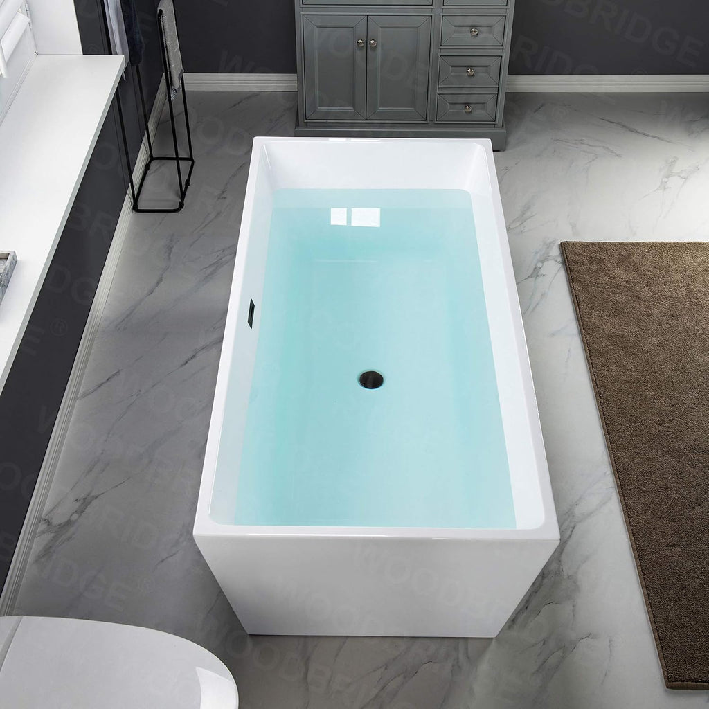 WOODBRIDGE 67' Acrylic Freestanding Bathtub Contemporary Soaking White Tub with Matte Black Overflow and Drain，BTA1512-MB-Drain&O
