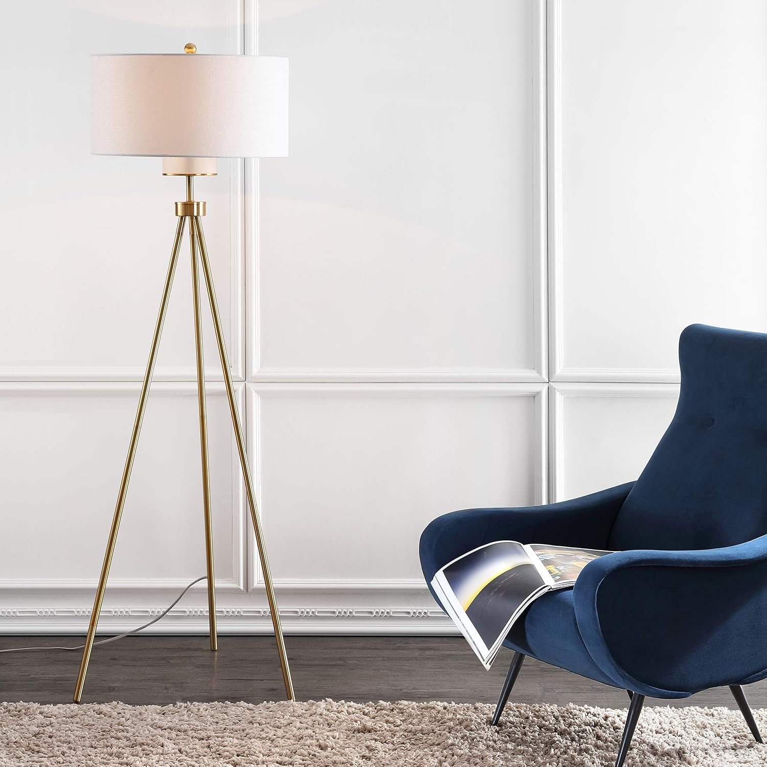 SAFAVIEH Lighting - Enrica 66-Inch Floor Lamp - Brass Gold - Fabric Shade - Mid-Century Tripod Leg Design - Ideal for Living Room, Bedroom - LED Bulb Included (FLL4008A)